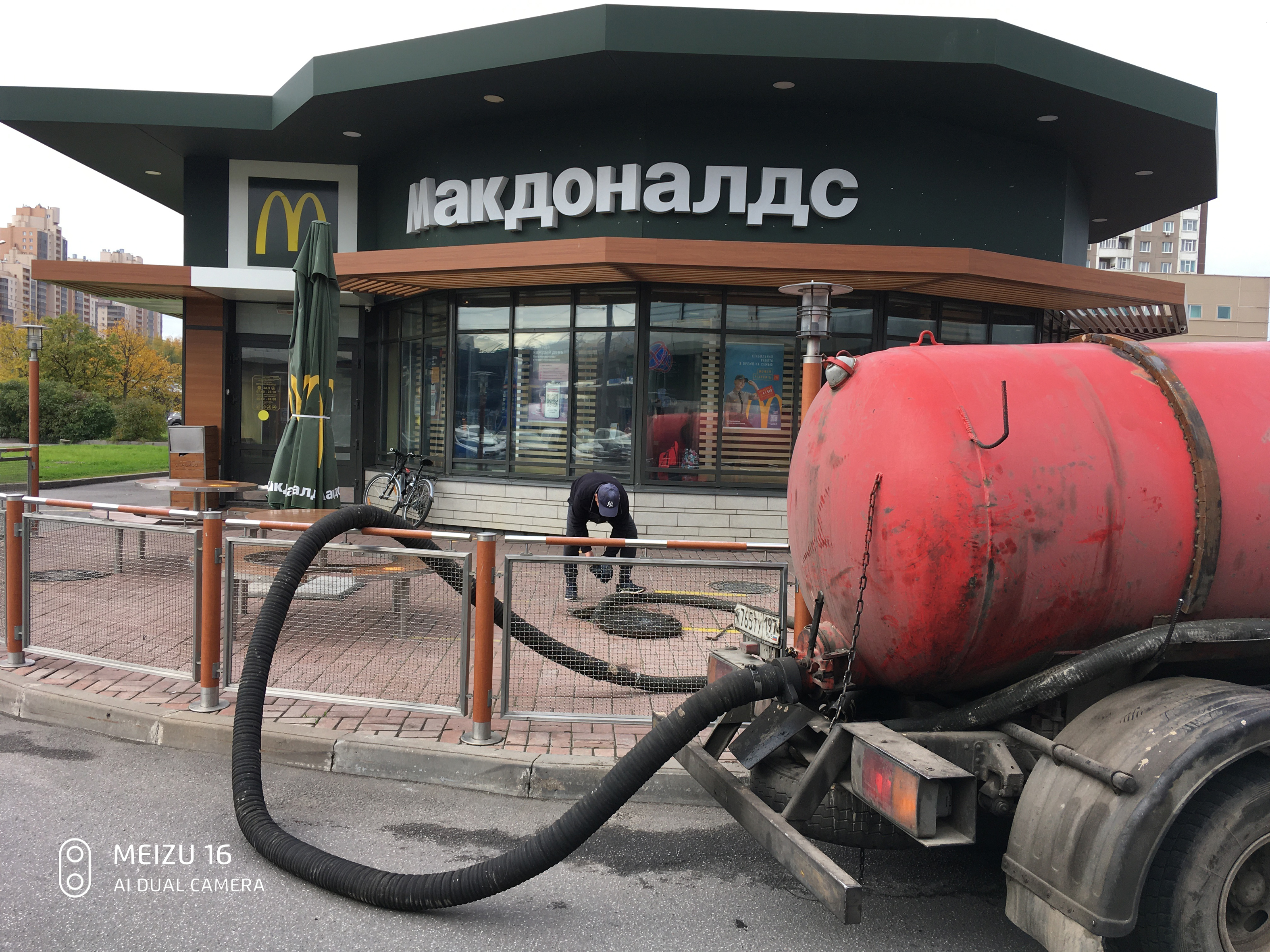 Отзыв о работе Илососной Машын в Ломоносовском районе